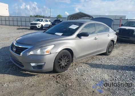 2013 Nissan Altima 2.5 S из США, поврежденный, VIN 1N4AL3AP9DN526599